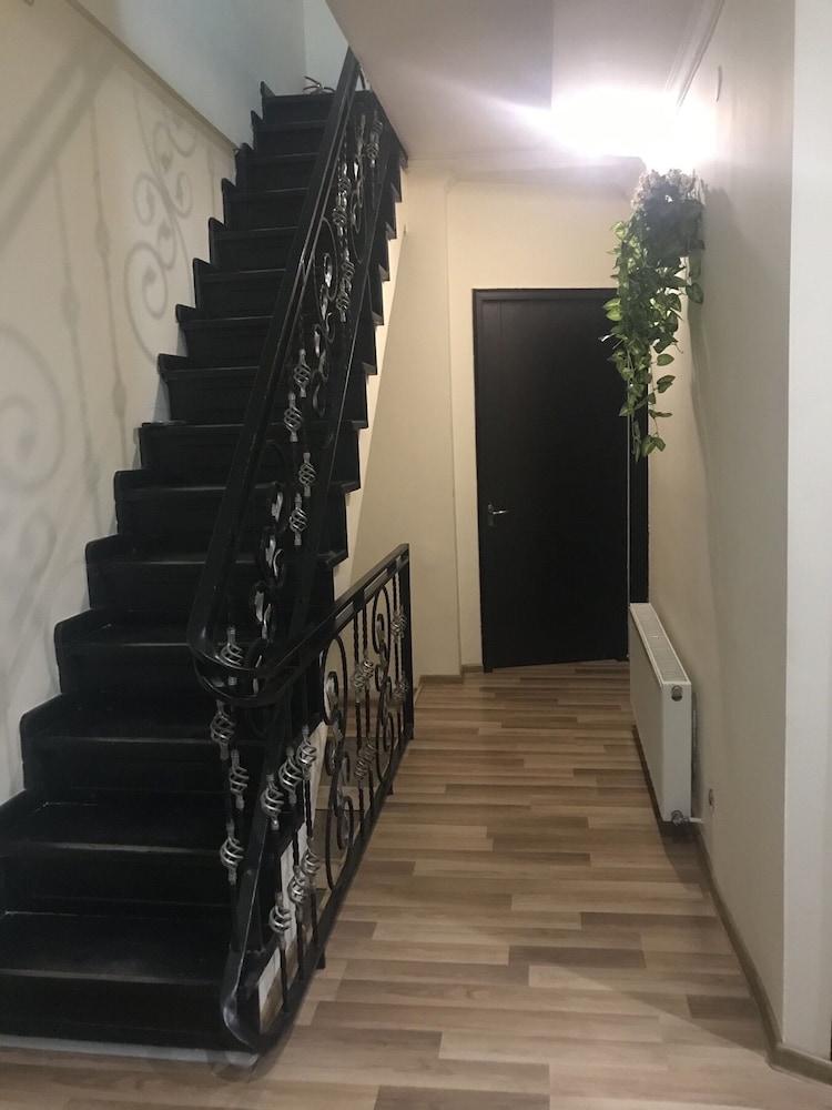 טביליסי Hotel Cristal Palace מראה חיצוני תמונה