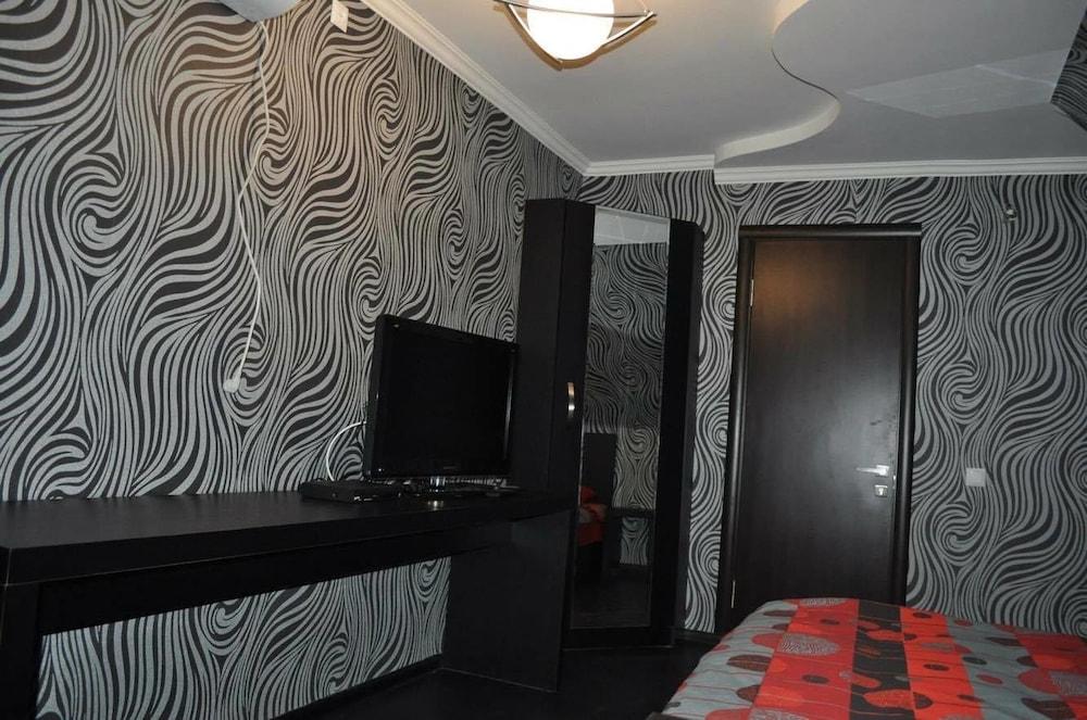 טביליסי Hotel Cristal Palace מראה חיצוני תמונה