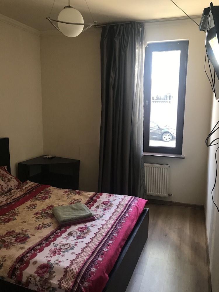 טביליסי Hotel Cristal Palace מראה חיצוני תמונה